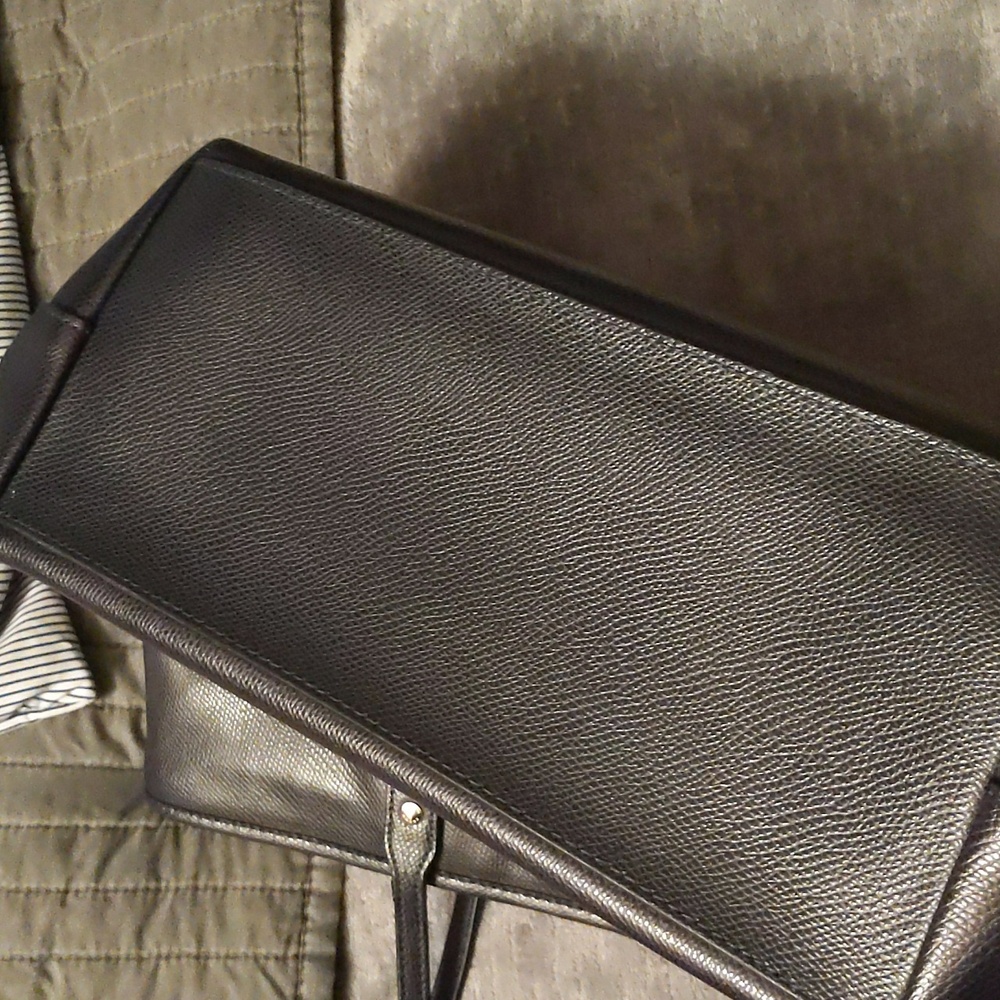 Coach Navy Blue Tote bag with gold hardware - Picture 3 of 13